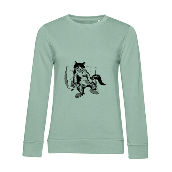 Cranky Cat eating Candy Thumbnail